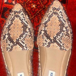Steve Madden Flats